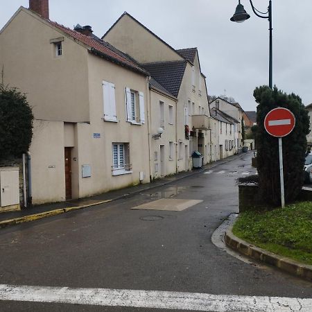 Apartament Studio Equipe Proche Aeroport Paris Cdg Vemars Zewnętrze zdjęcie