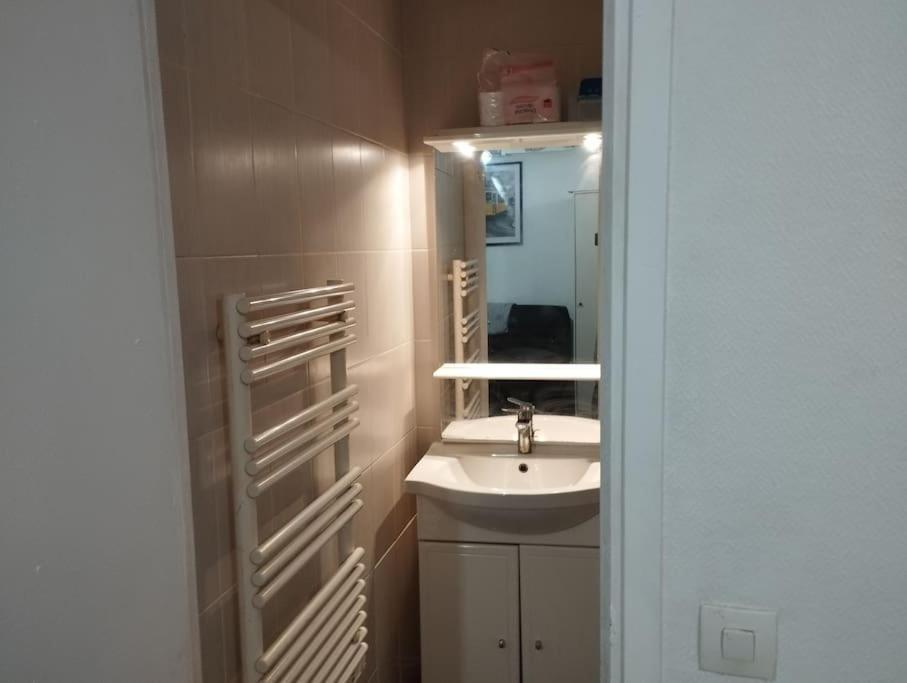 Apartament Studio Equipe Proche Aeroport Paris Cdg Vemars Zewnętrze zdjęcie