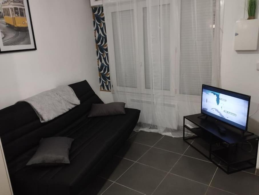 Apartament Studio Equipe Proche Aeroport Paris Cdg Vemars Zewnętrze zdjęcie