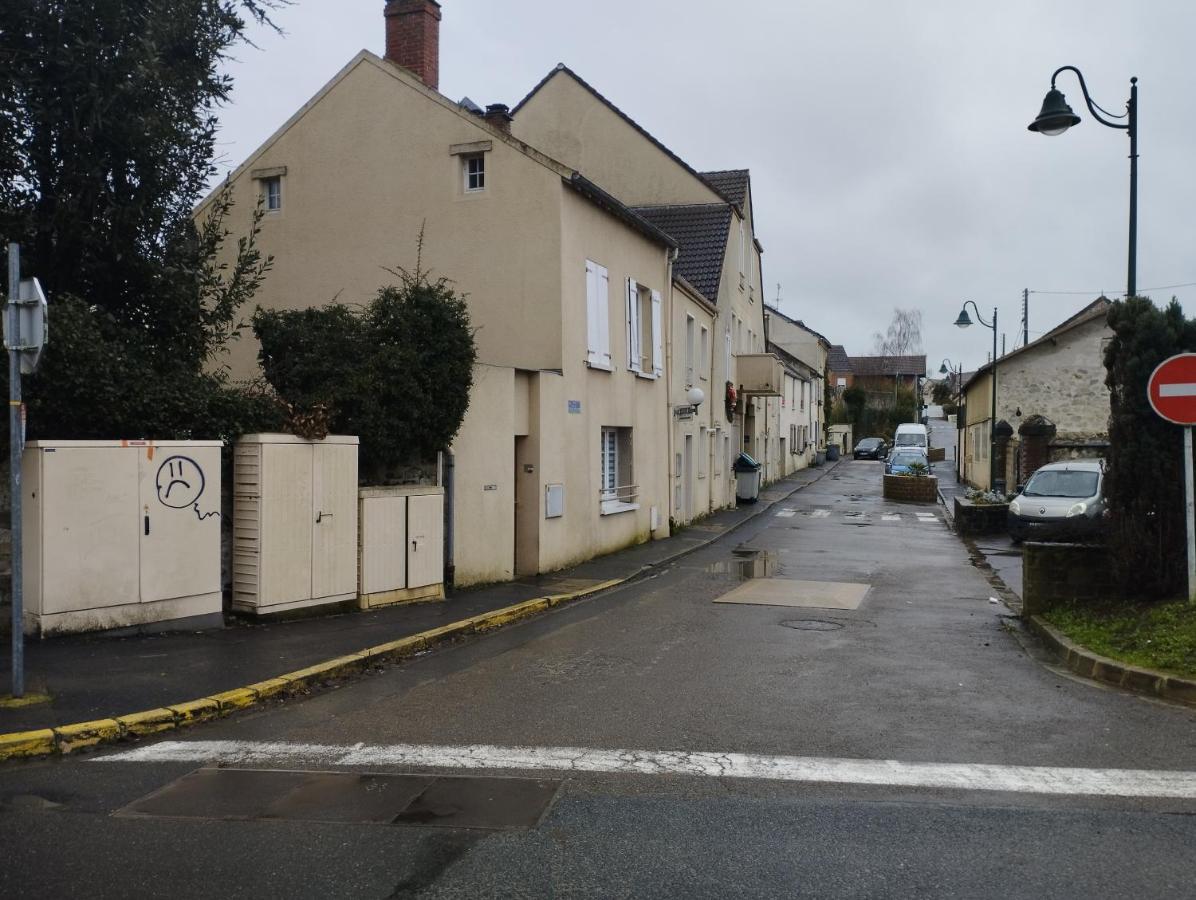 Apartament Studio Equipe Proche Aeroport Paris Cdg Vemars Zewnętrze zdjęcie