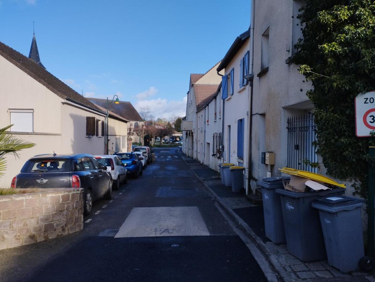 Apartament Studio Equipe Proche Aeroport Paris Cdg Vemars Zewnętrze zdjęcie